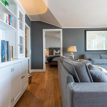 Haus-meerblick-villa-wohnung-meeresloge * Großenbrode